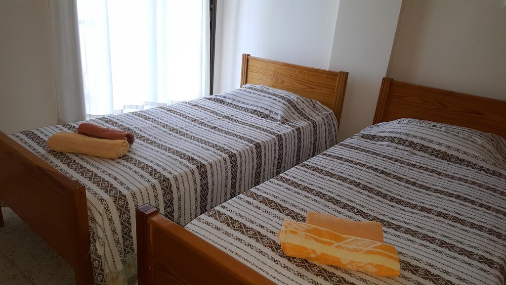 Chariandry Court Apartment Писури Екстериор снимка