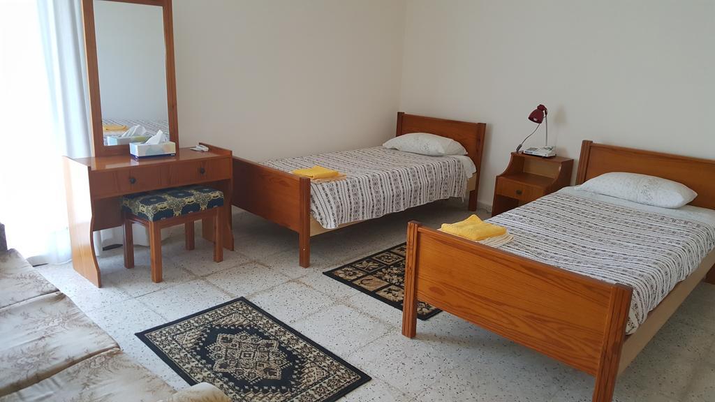 Chariandry Court Apartment Писури Екстериор снимка